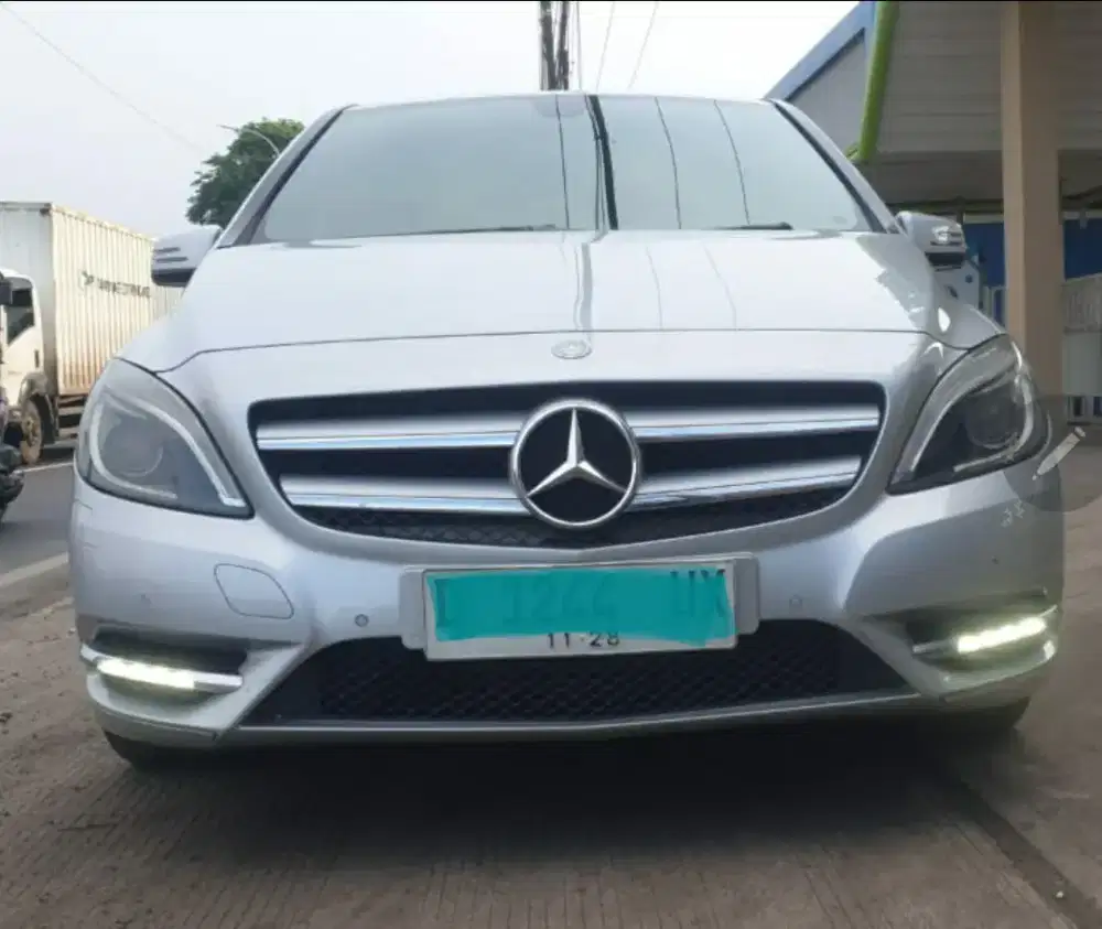 Mercy B200 Sport Km.55rb