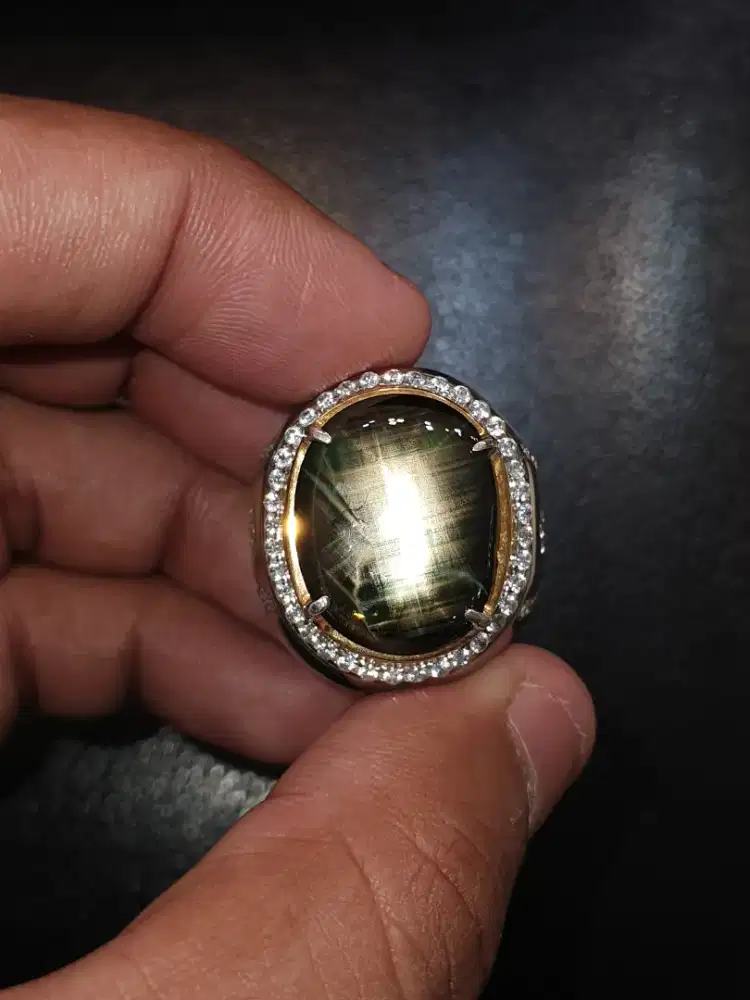 Natural Star Black Safir 12,20Crat Noheat