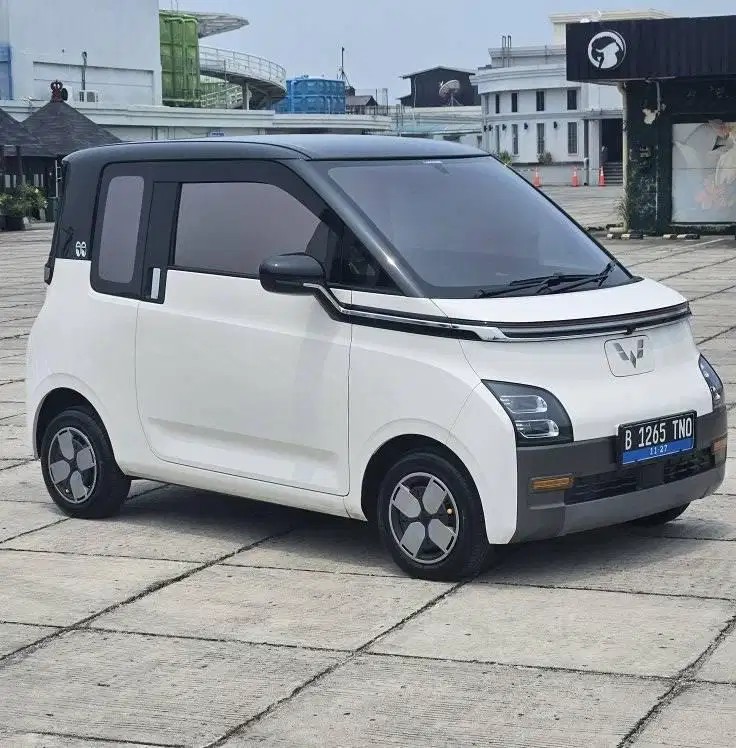 wuling air ev 2022 A/T long range tipe atas km 14 ribu istimewa record