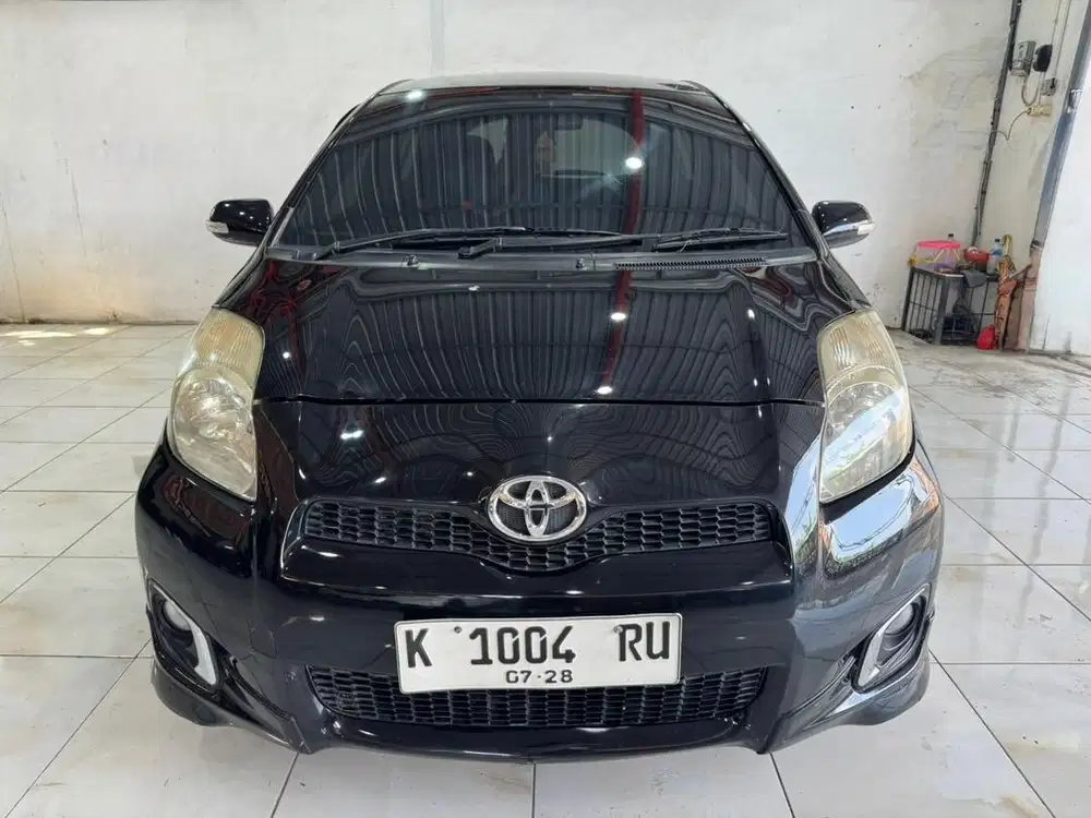 Toyota Yaris 2012