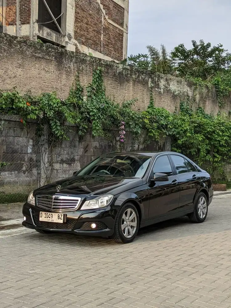 Mercy C200 2013 Low KM