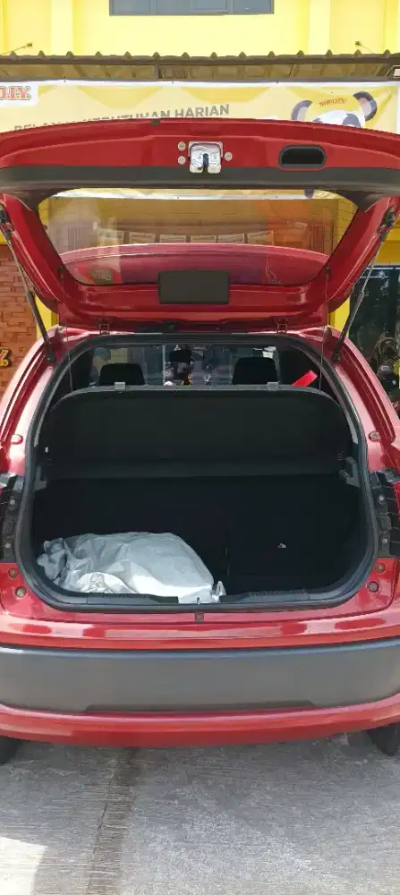 Mobil bekas rasa baru