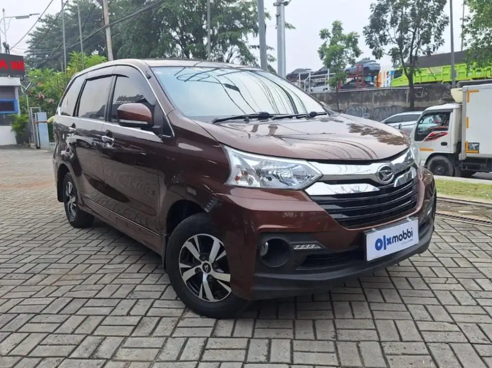 DP MURAH Daihatsu Xenia 1.3 R SPORTY Bensin-MT 2017 Coklat C4MFF
