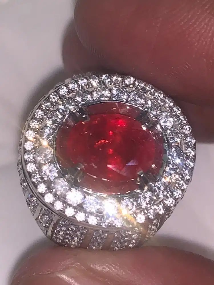 natural pinkish orange saphire paparadcha