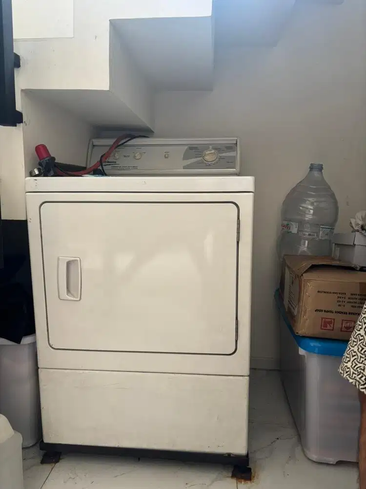 Speed queen commercial heavy duty dryer