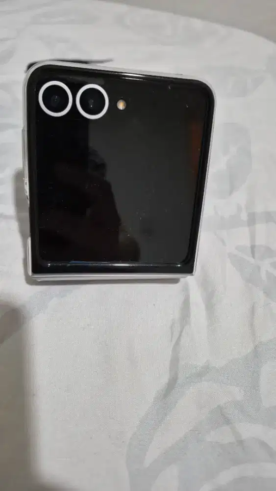 Samsung z6 flip orange 512 second special edition