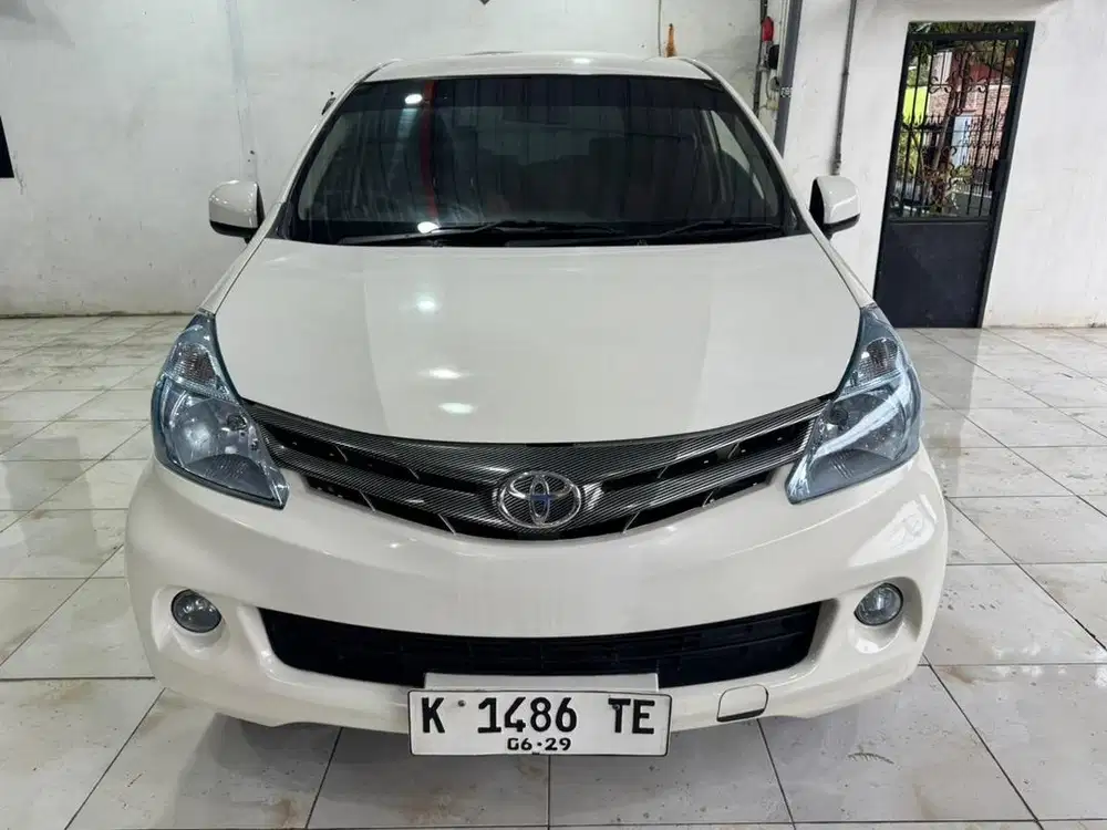 Toyota avanza 2014