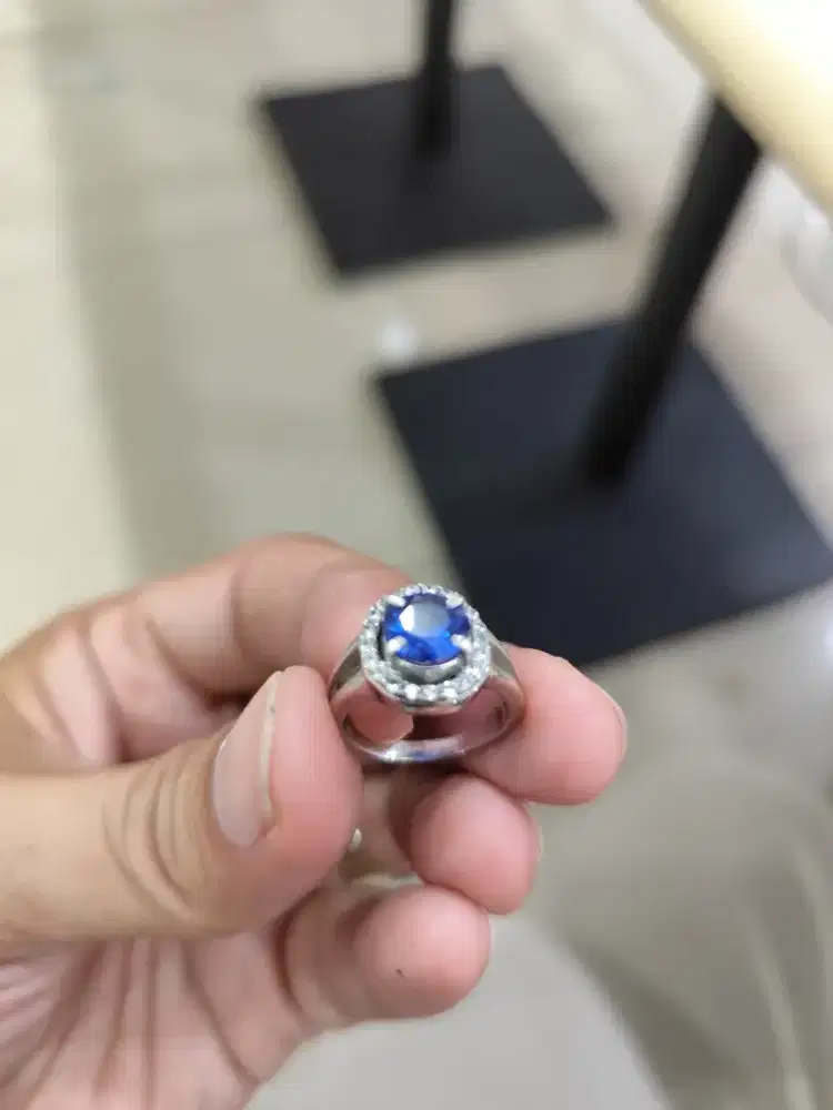 Cincin perak batu King Saphire