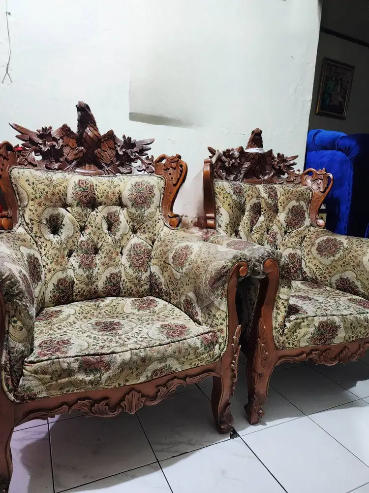 Kursi kayu jati garuda