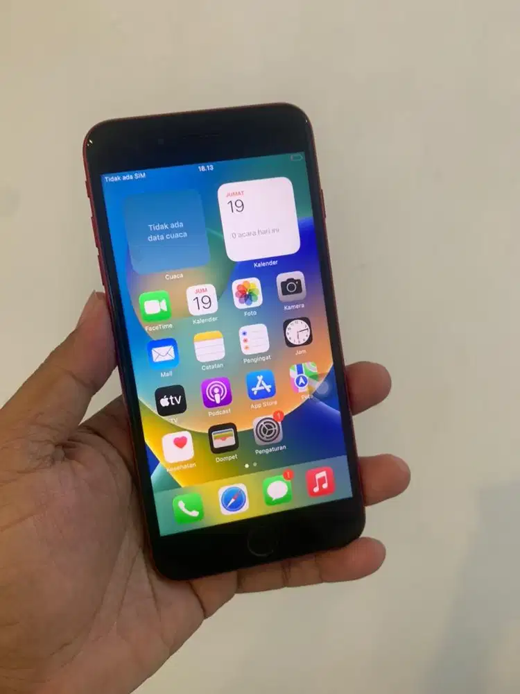 Iphone 8 plus lengkap kotak