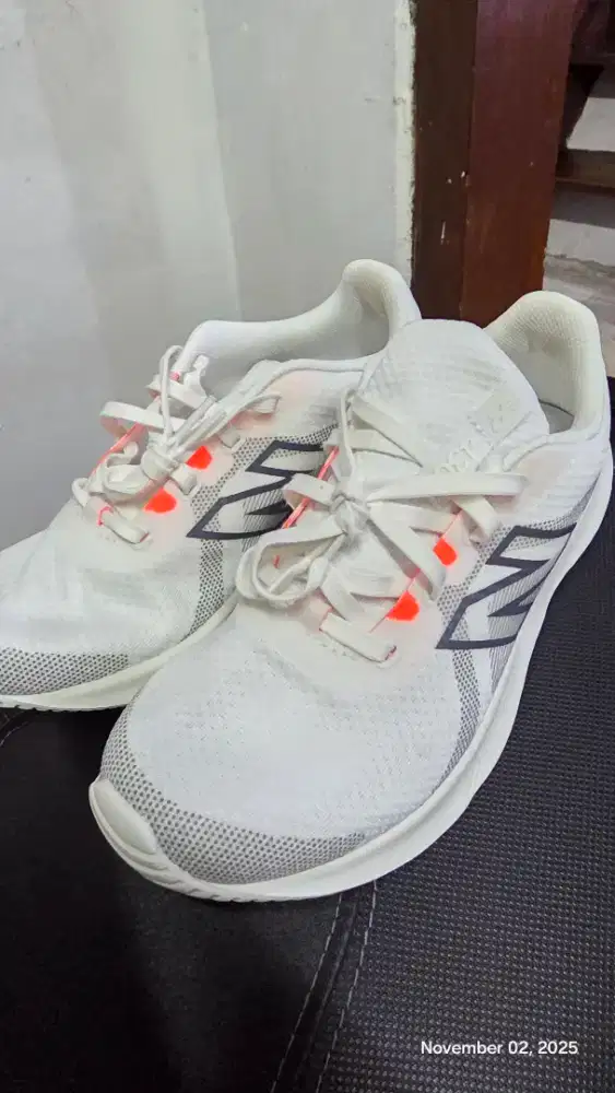Sepatu NB 430 ori dan baru 1x pakai