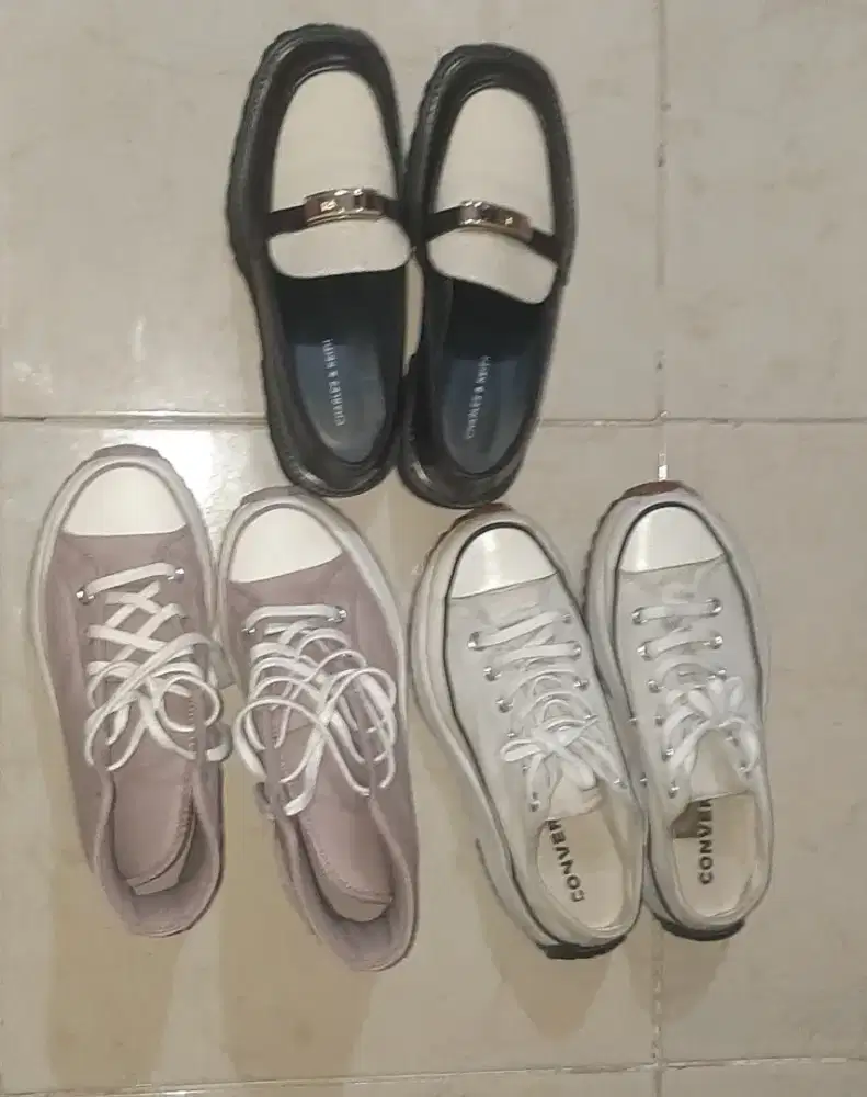 Sepatu Charles Keith & Converse