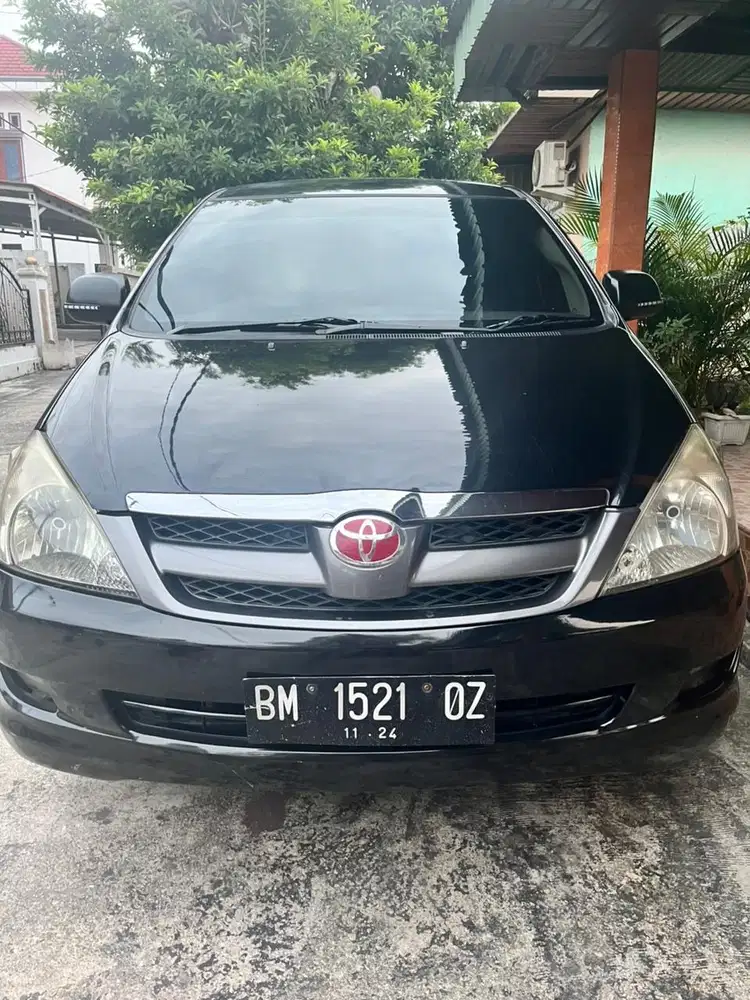 INOVA BENSIN 2006 V luxury