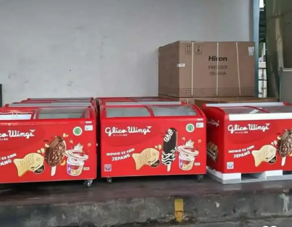 Freezer eskrim Glico wings