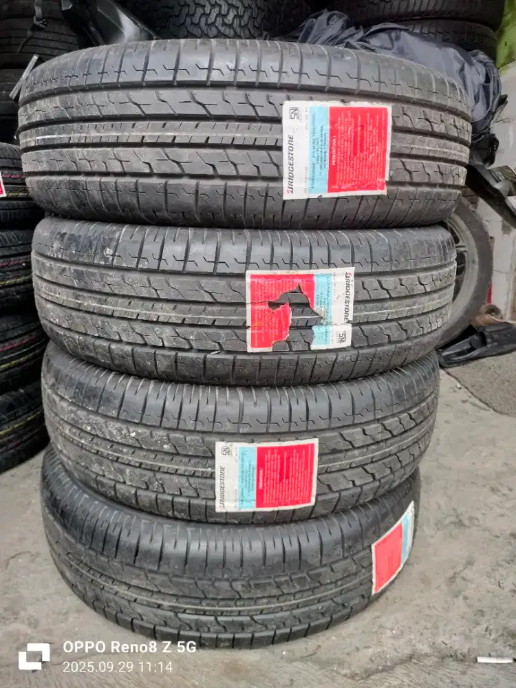 Jual ban bredgestone b390 ukuran 205 65 R15  nik 2023 4pcs