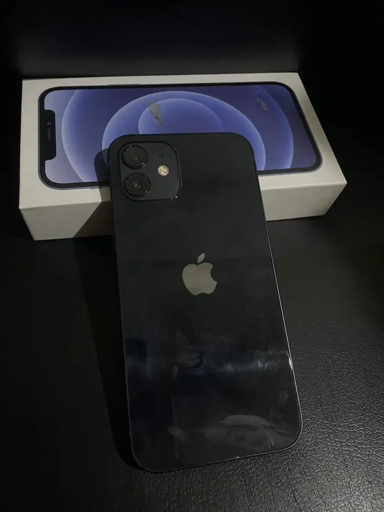 Di jual iphone 12