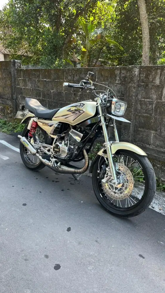 Yamaha RX king tahun 2002 gold spek sultan
