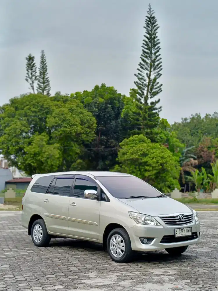Innova G 2.0 (Bensin) Manual 2011