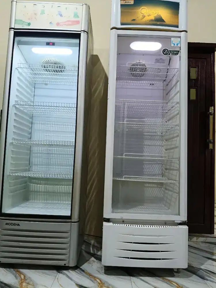 Kullas Show case  ukuran jumbo