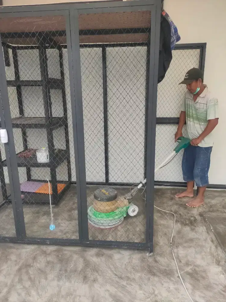 Selep Lantai dan Poles Lantai