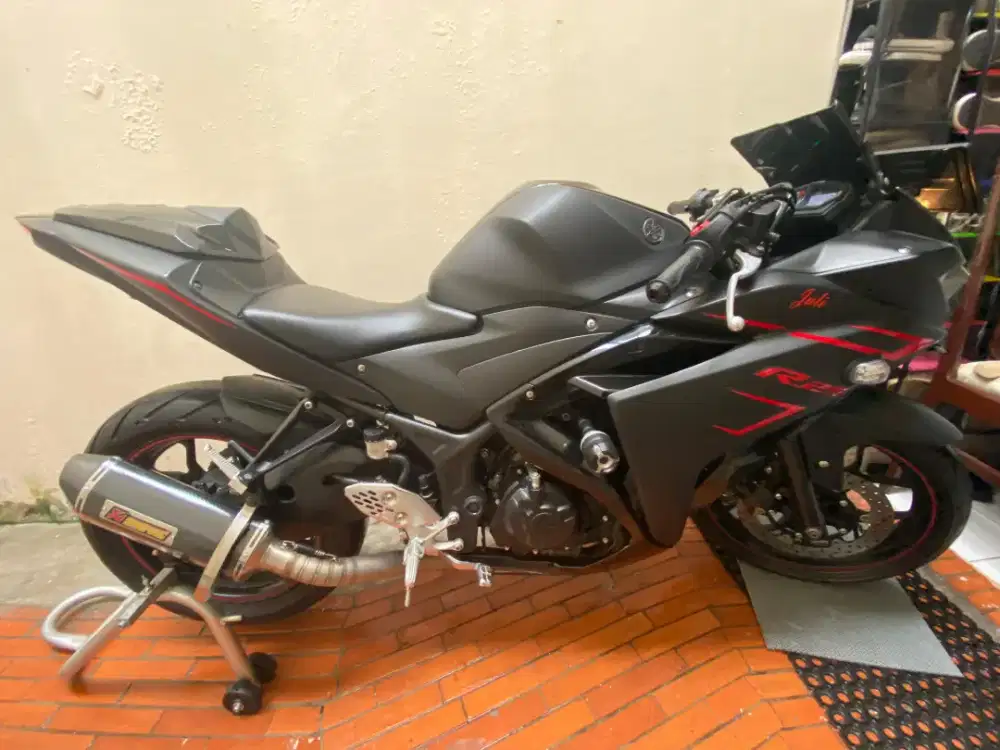 Dijual R25 Barang MULUS dan KM DIBAWAH 1200!
