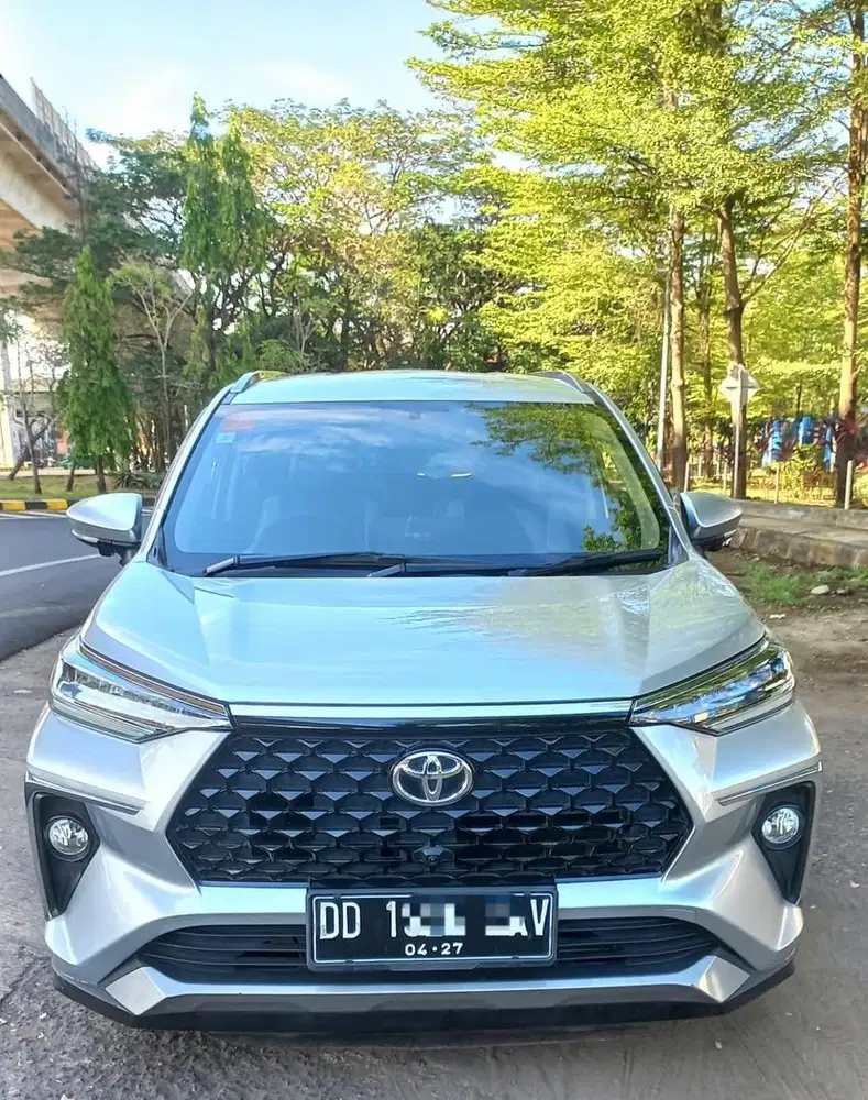 Toyota Veloz Q CVT thn 2022