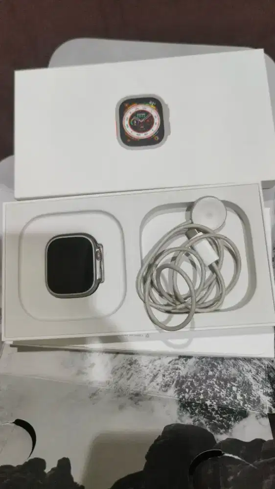 I watch ultra gen 1 Apple watch like new mulus 100%