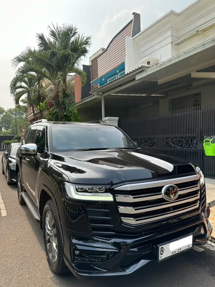Land Cruiser 2023 harga (CASH)
