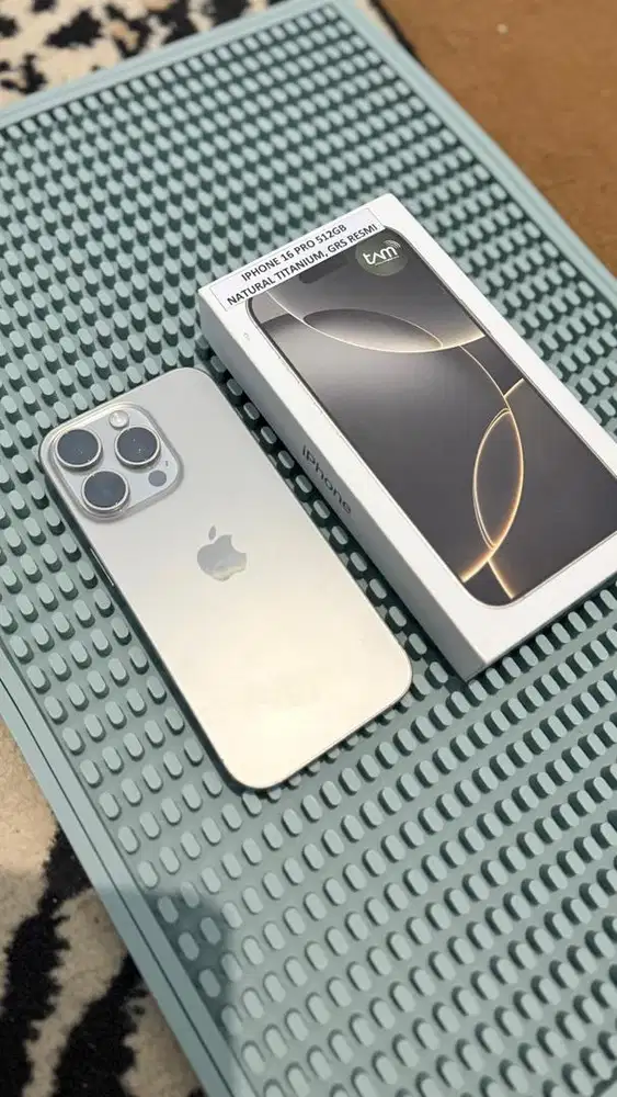 Iphone 16 Pro 512 GB Natural Titanium Resmi