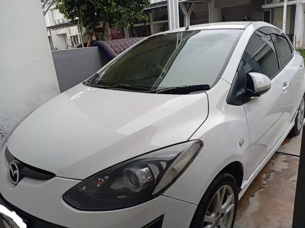 Jual/Take Over Mazda 2 non Sky