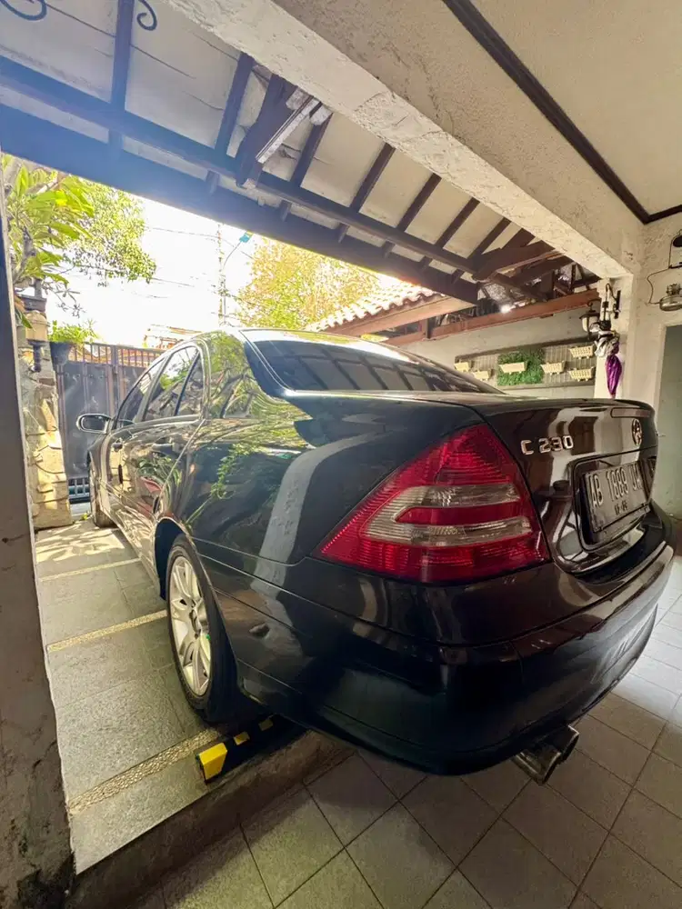 Mercedes-Benz C230 2007 Bensin