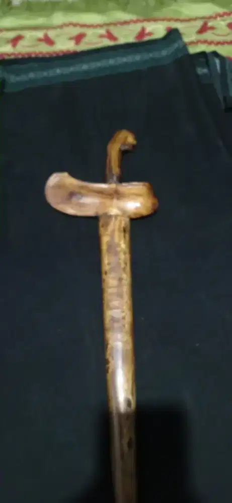 BARANG ANTIK LAWASAN