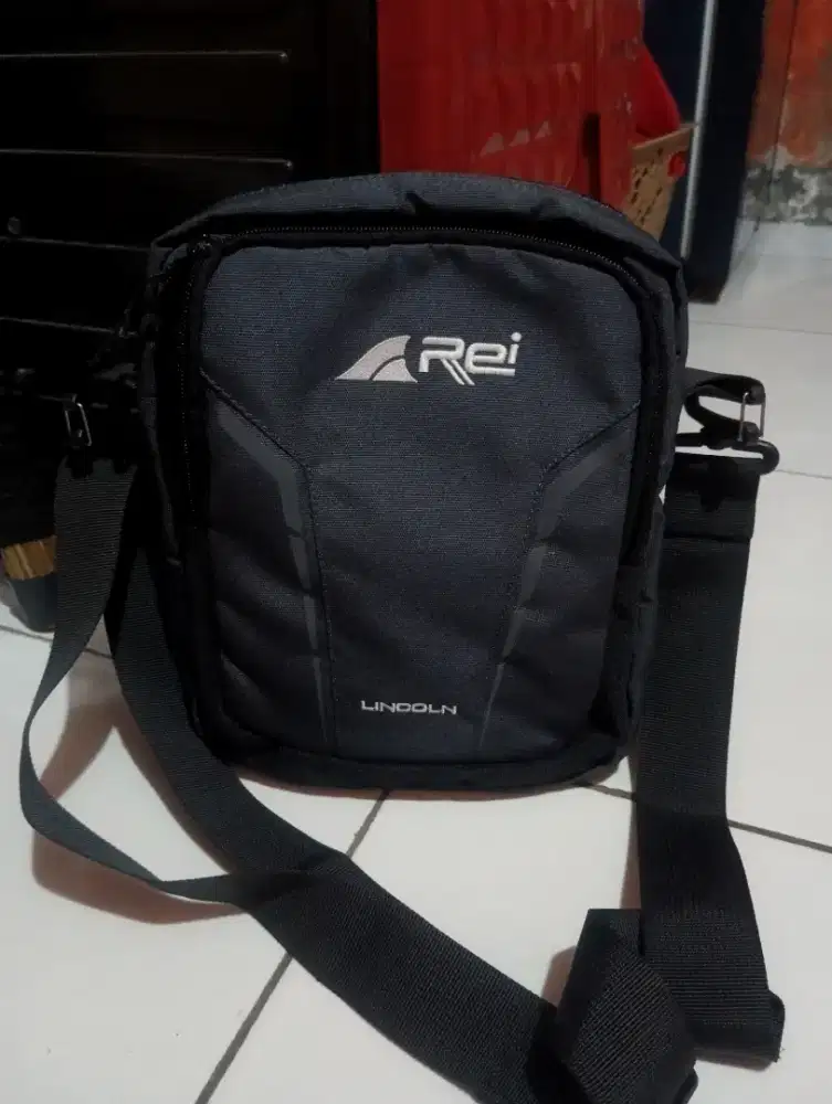 Tas arei kondisi masih baru