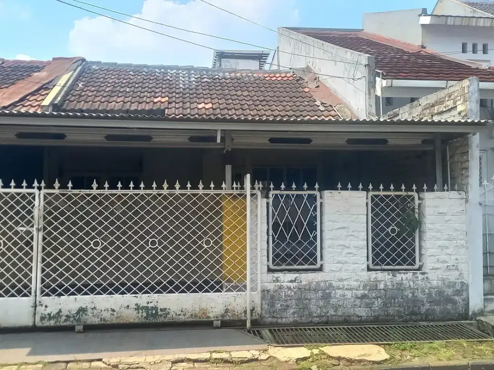 Rumah 1 lantai Standar di Bintaro