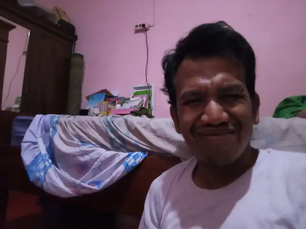 Cari loker  office boy / cleaning servis