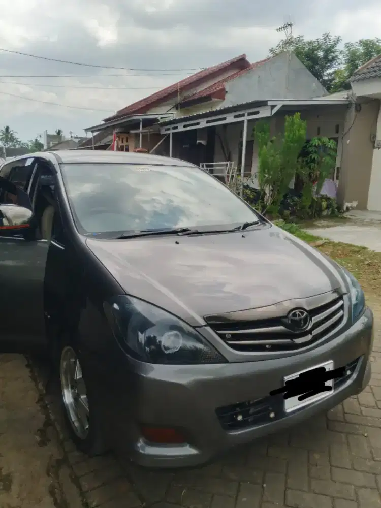 Innova 2009 Diesel Matic