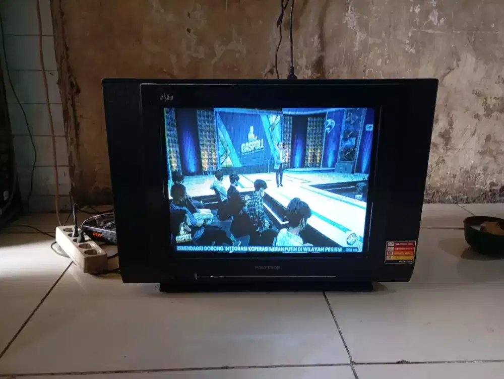 Tv tabung 21in merk polytron normal mal siap kirim