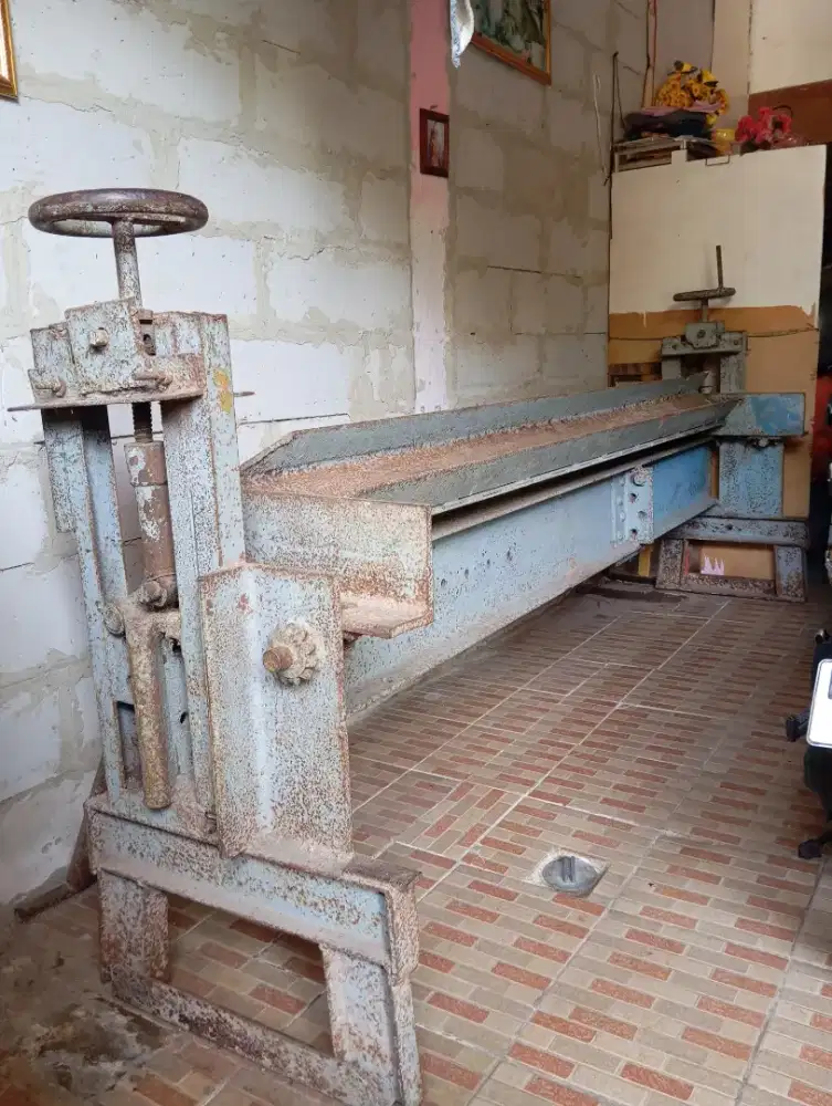 Alat Tekuk bengkel karoseri