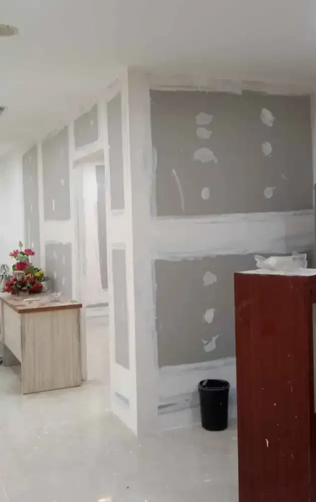 Dinding partisi gypsum dan partisi