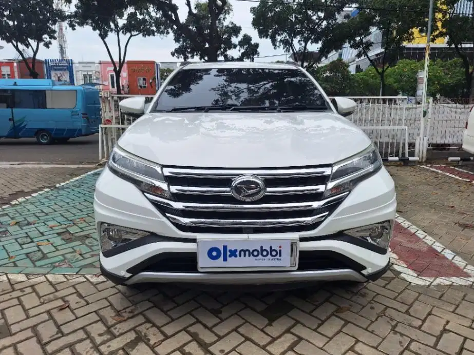 DP MURAH Daihatsu Terios 1.5 R Bensin-AT 2018 CSHMD