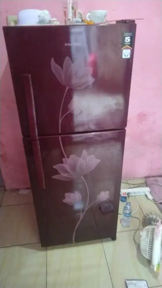 Kulkas 2 pintu polytron