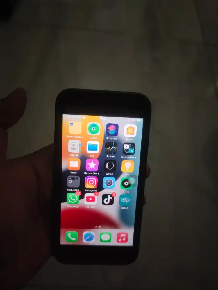 iPhone 7 warna hitam