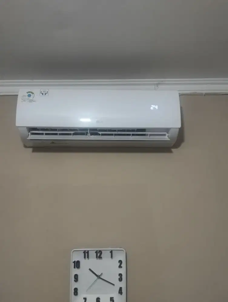 AC pribadi, merk LG ½ pk, tinggal pasang kembali