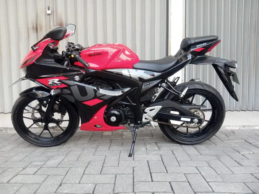 Suzuki GSX R 150 2021