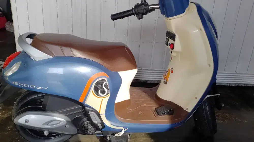 MOTOR AKI ANAK DIJUAL LAGI BUTUH DUIT NIH