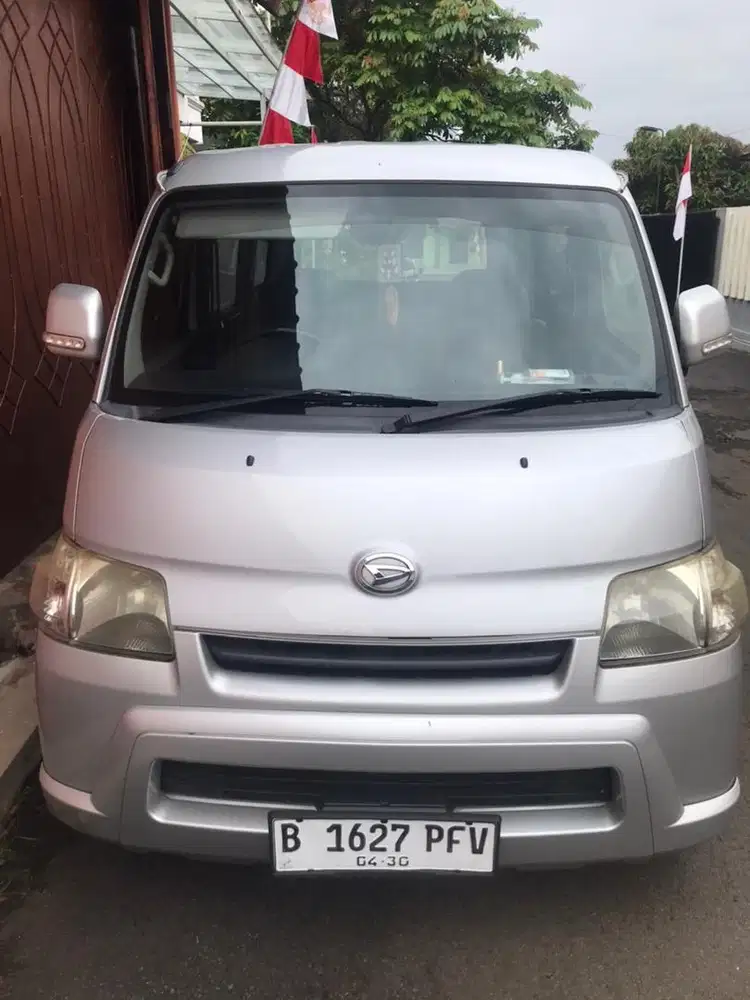 Jual Grand Max MB 1.5 matic th 2010