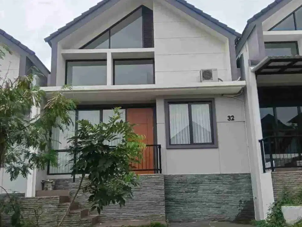 DIKONTRAKAN RUMAH BARU DI SENTUL CITY DENGAN VIEW GUNUNG