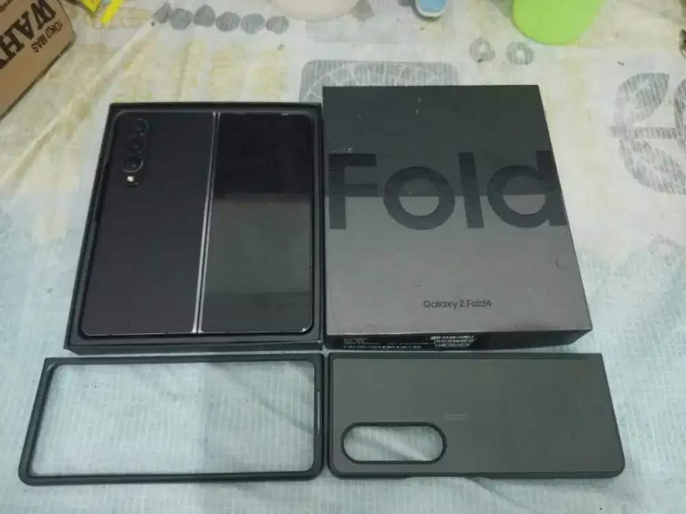 Samsung z fold 4 12/256