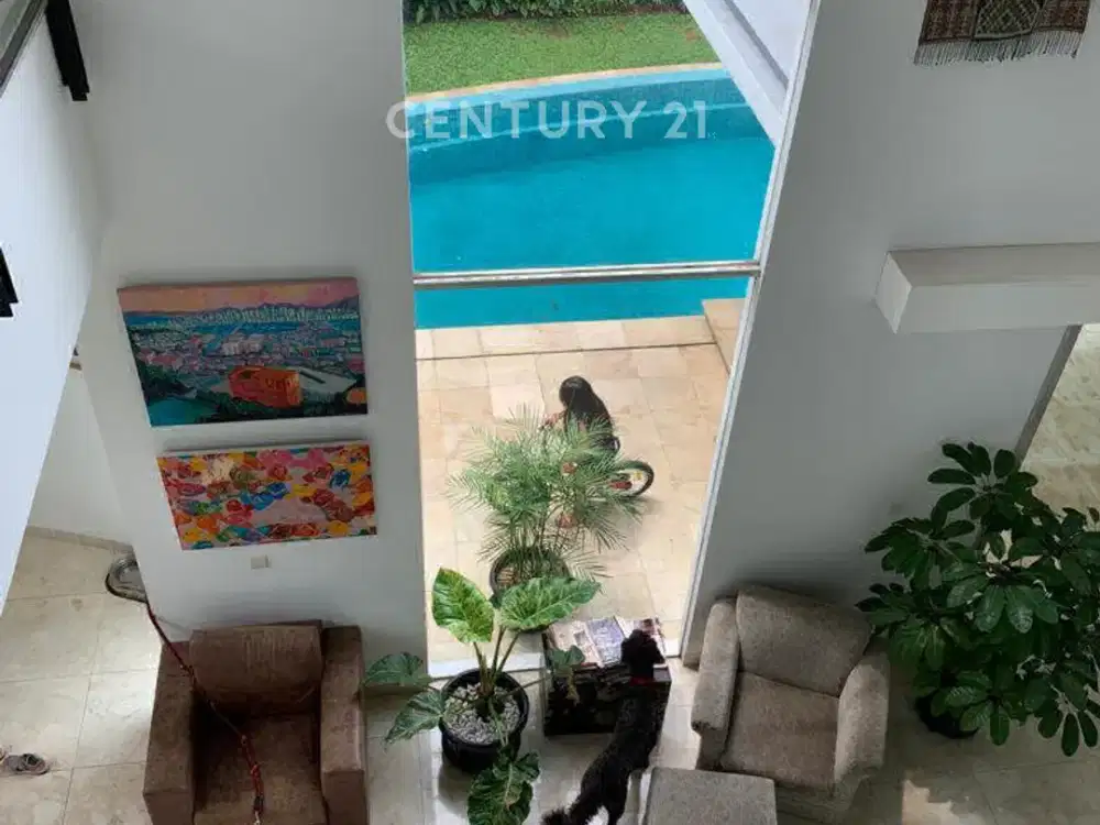 Rumah Mewah Ada Kolam Renang Lokasi Premium Di Kebayoran Baru