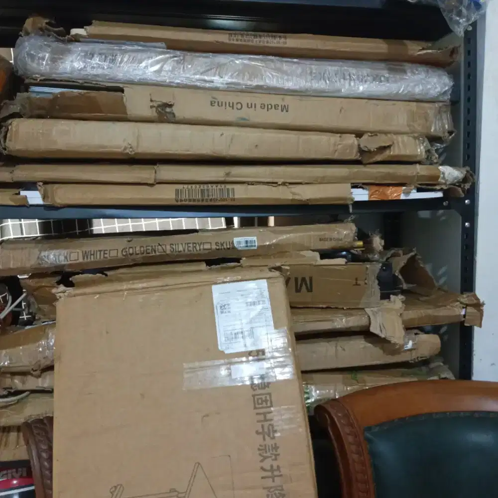 Lelang meja aneka macam